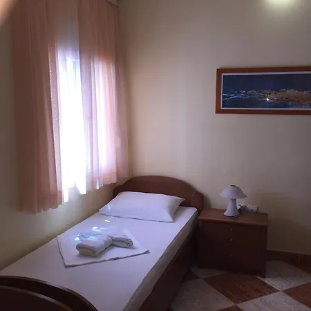 Apartment Adok
